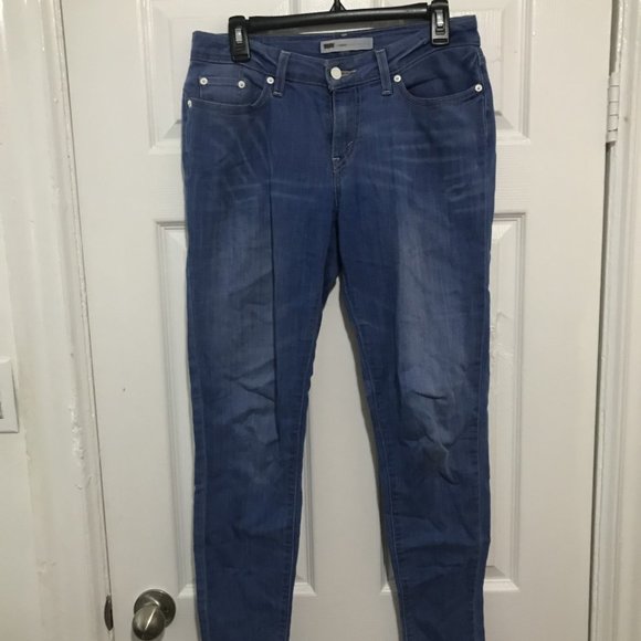 Toronto Embroidered Levi Jeggings - Picture 2 of 5